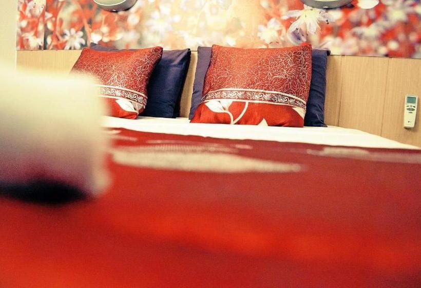 Номер Стандарт, Fasthotel Orleans Zénith