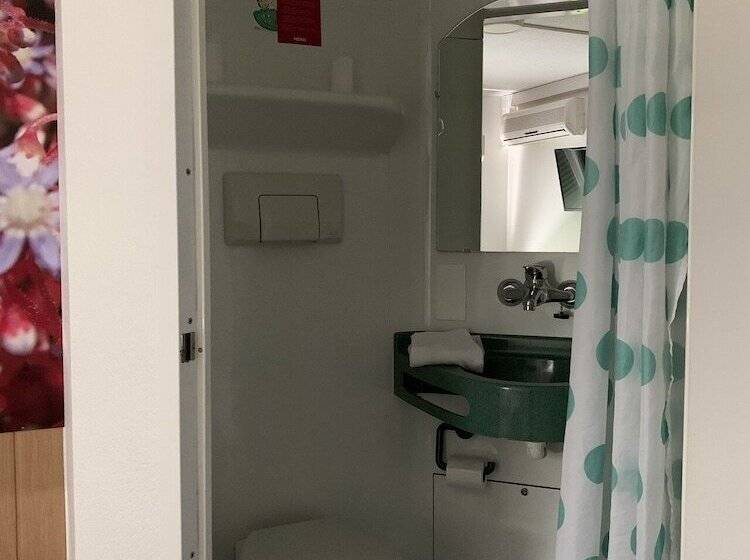 Номер Стандарт Трехместный, Fasthotel Orleans Zénith