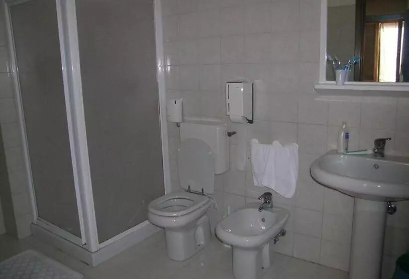 اتاق استاندارد سه نفره, Antica Locanda Montin