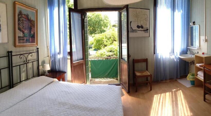 اتاق استاندارد با سرویس بهداشتی مشترک, Antica Locanda Montin