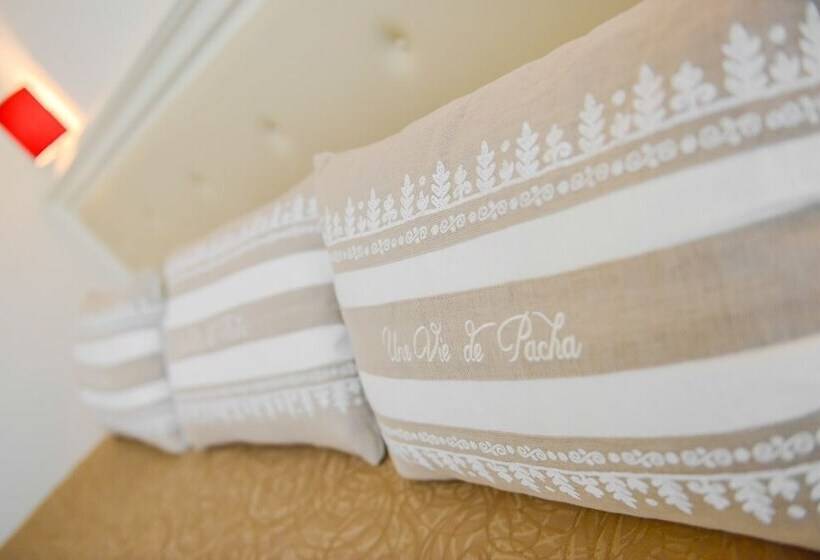 غرفة قياسية, Athena