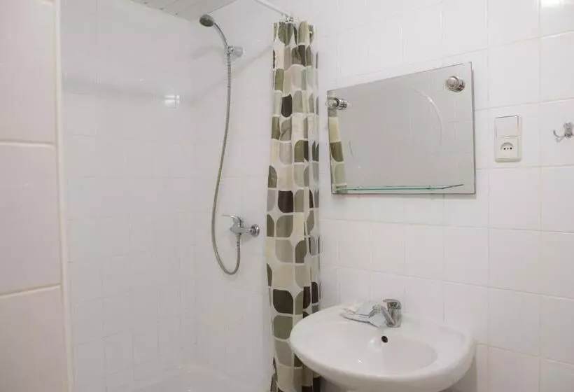 استودیوی استاندارد, Baltosios Bures
