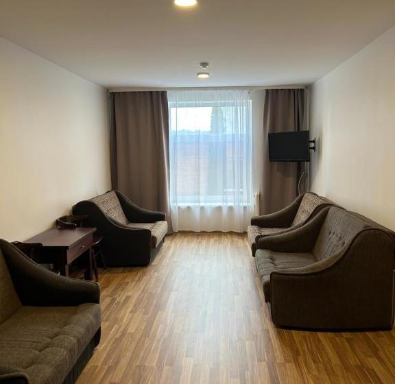 آپارتمان 1 خوابه همکف, Baltosios Bures