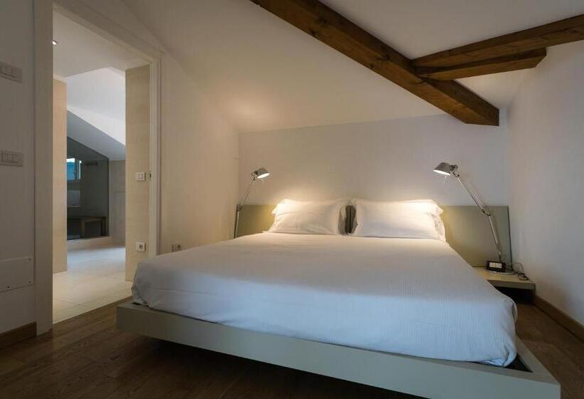 주니어 스위트 발코니, Belvedere