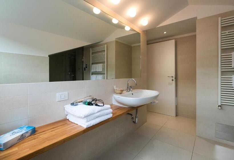 주니어 스위트 발코니, Belvedere