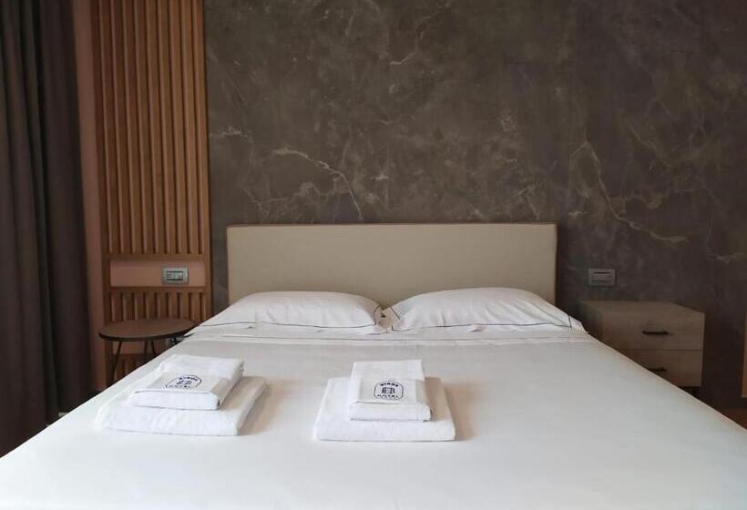 اتاق استاندارد, Byron