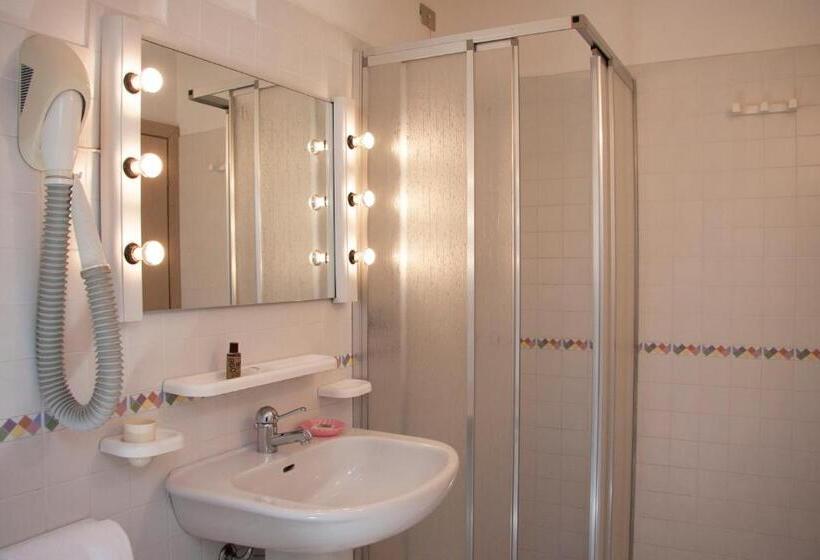 Superior room with lake view, Ca' Serena