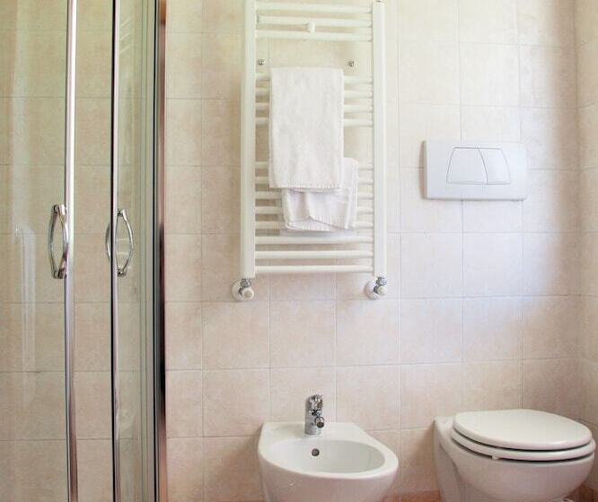 Quarto Quádruplo Estandar, Ca' Serena