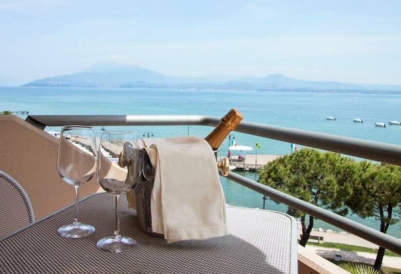 Superior room with lake view, Ca' Serena