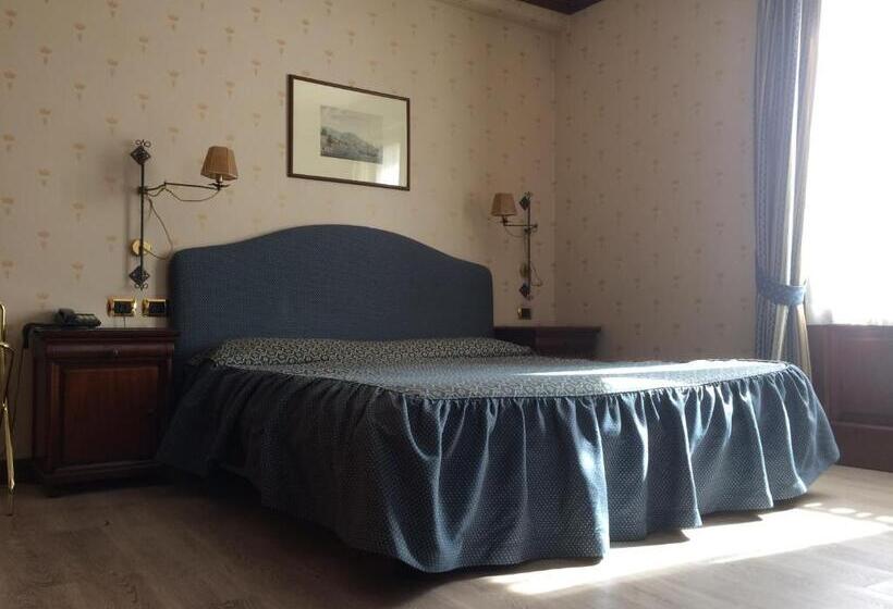 标准间带湖景, Du Lac Menaggio