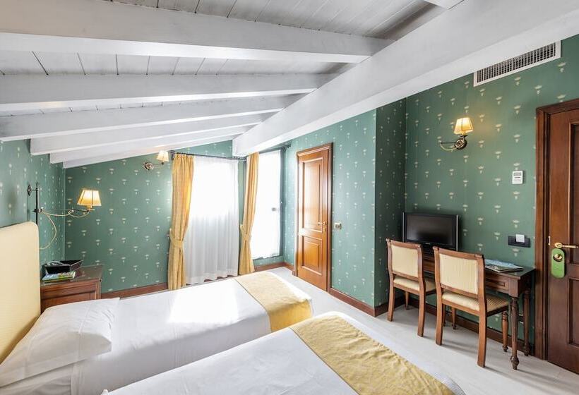 标准间带湖景, Du Lac Menaggio