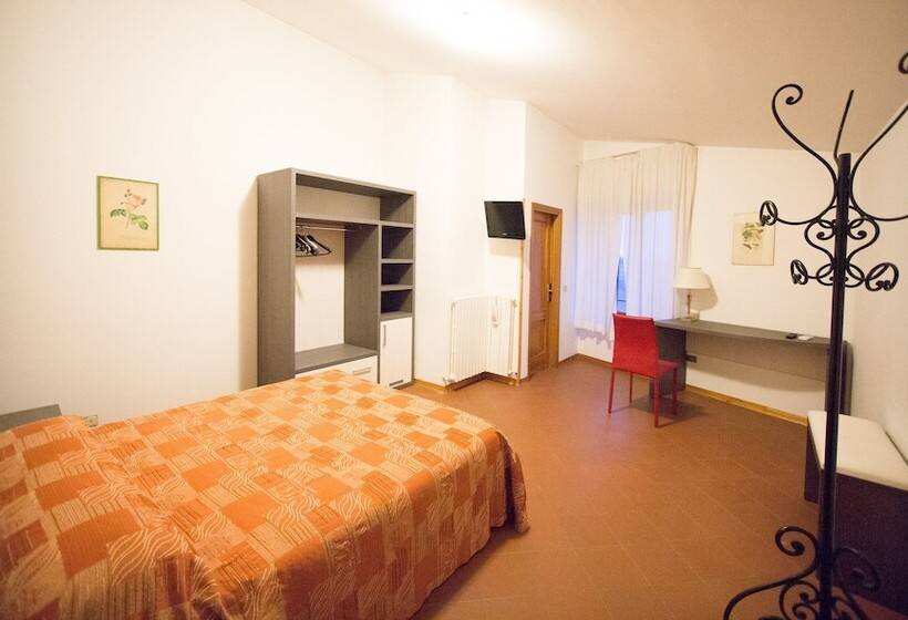 اتاق استاندارد سه نفره, I Tigli Albergo Diffuso