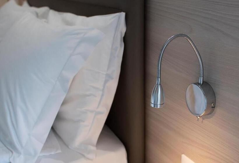 스탠다드 발코니 룸, Imperial S