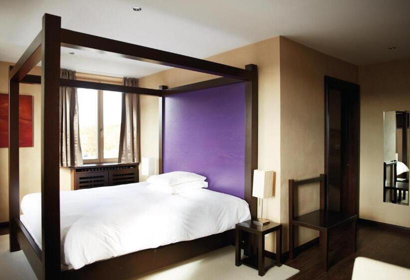 غرفة قياسية, La Source Des Sens