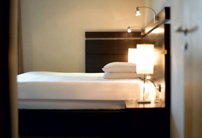 غرفة قياسية, La Source Des Sens