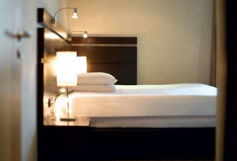 غرفة قياسية, La Source Des Sens