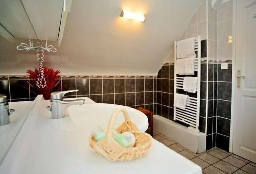 חדר קומפורט, Men Er Vro