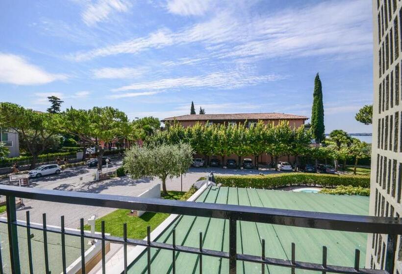 Номер Economy, Miramar