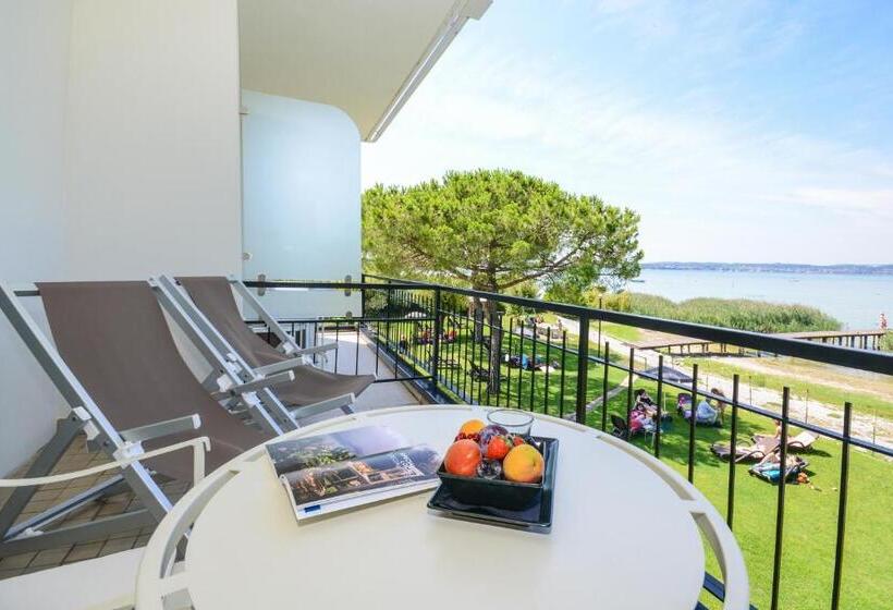 Трехместный Номер Deluxe, Miramar