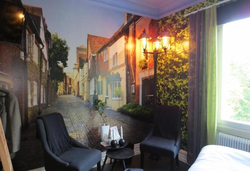 חדר סטנדרט, Park Hotel Linköping Fawlty Towers