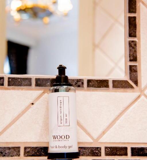 חדר סטנדרט יחיד, Park Hotel Linköping Fawlty Towers