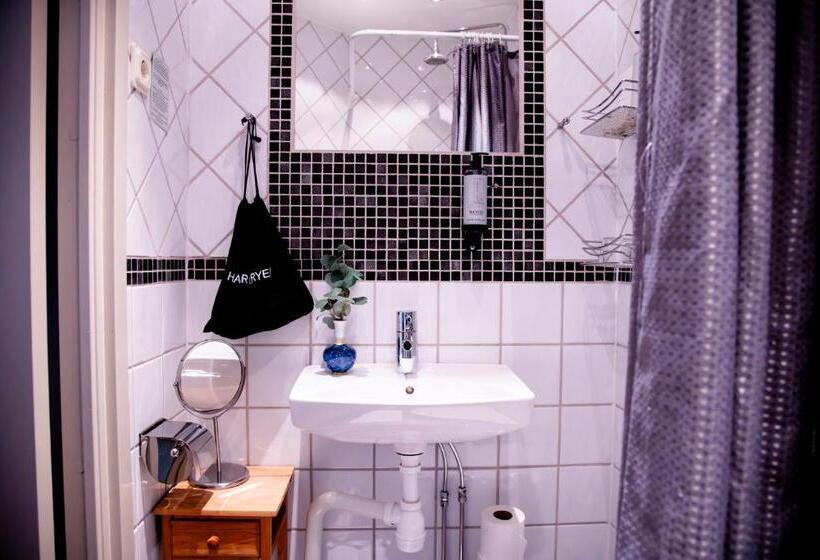 חדר סטנדרט יחיד, Park Hotel Linköping Fawlty Towers