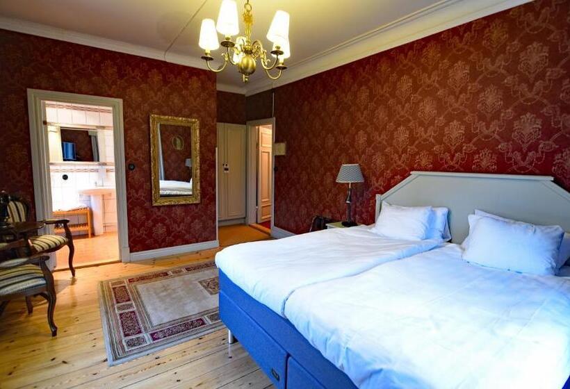 חדר קומפורט, Park Hotel Linköping Fawlty Towers