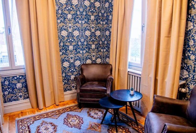 סוויטת סופריור, Park Hotel Linköping Fawlty Towers