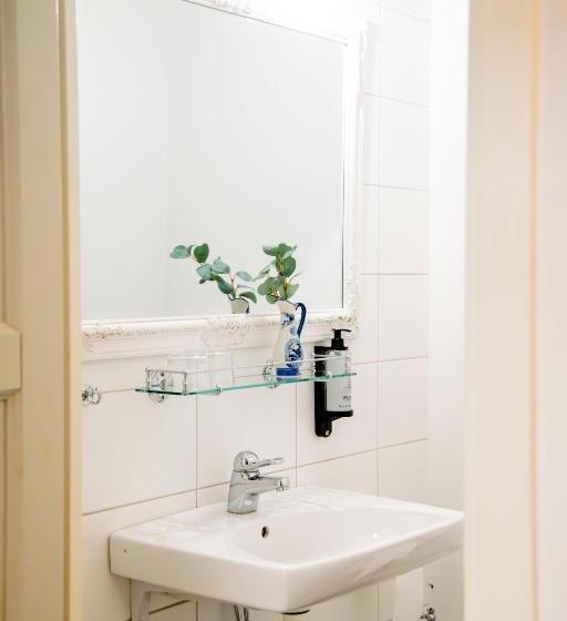 חדר סטנדרט, Park Hotel Linköping Fawlty Towers