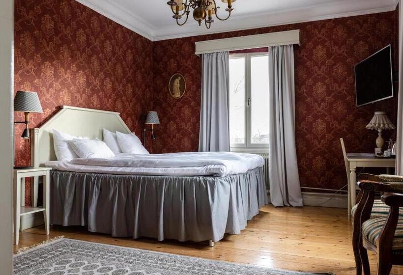 חדר קומפורט, Park Hotel Linköping Fawlty Towers