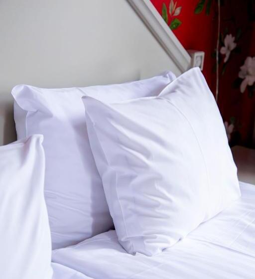 חדר קומפורט יחיד, Park Hotel Linköping Fawlty Towers