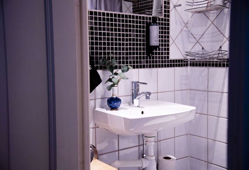 חדר סטנדרט יחיד, Park Hotel Linköping Fawlty Towers