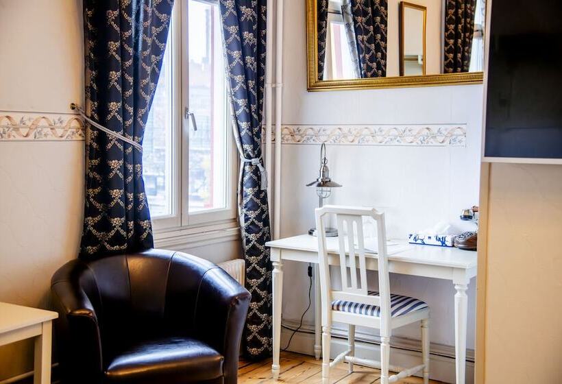 חדר סטנדרט, Park Hotel Linköping Fawlty Towers