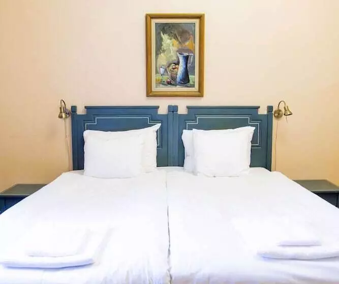 エコノミールーム, Park Hotel Linköping Fawlty Towers
