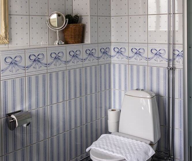 Номер Комфорт, Park Hotel Linköping Fawlty Towers
