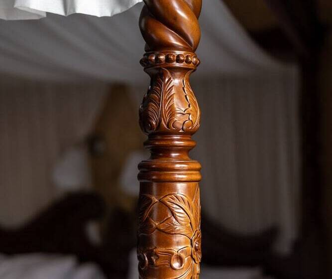 חדר קומפורט, Park Hotel Linköping Fawlty Towers