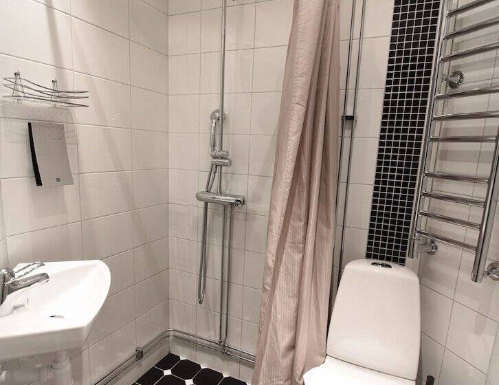 Номер Комфорт Индивидуальный, Park Hotel Linköping Fawlty Towers