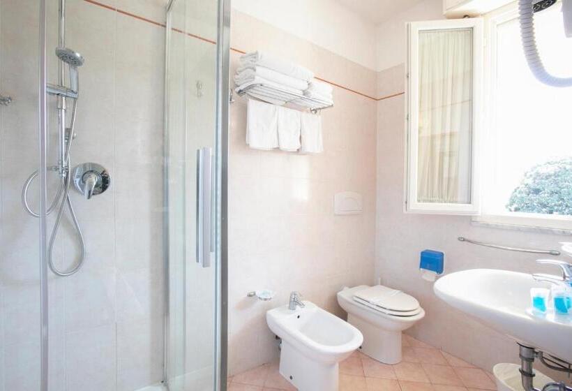 غرفة قياسية رباعية مطلة على البحر, Playa