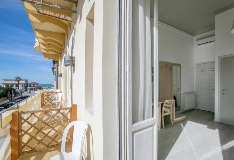 غرفة قياسية رباعية مطلة على البحر, Playa