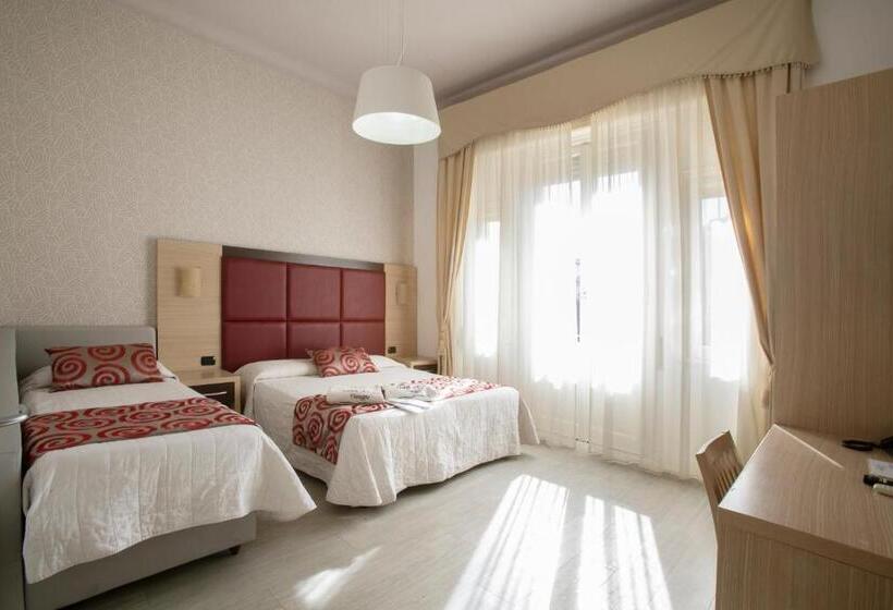 Triple Room Sea View, Playa