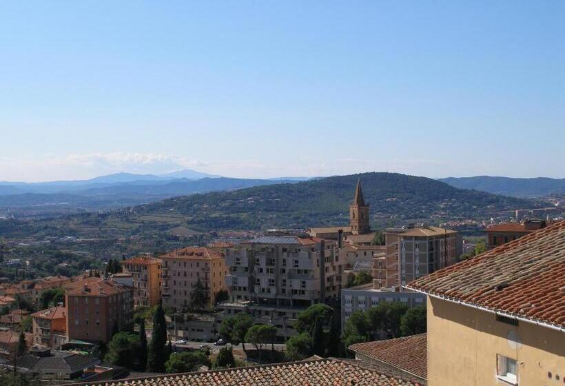 Chambre Quadruple Supérieure, Signa