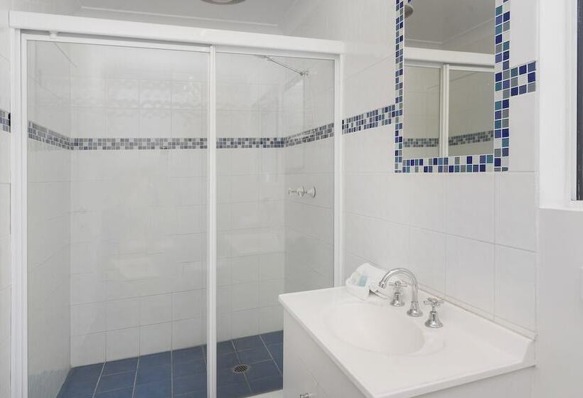 标准工作室, Sunshine Beach Resort