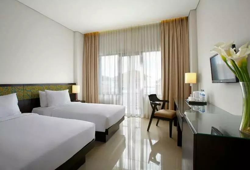 バルコニー付きスーペリアルーム, Surya Yudha Purwokerto Manage By Salak Hospitality
