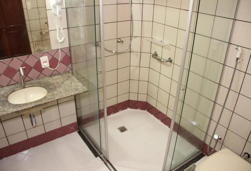 חדר סטנדרט לשלושה עם מרפסת, Taiyo Thermas