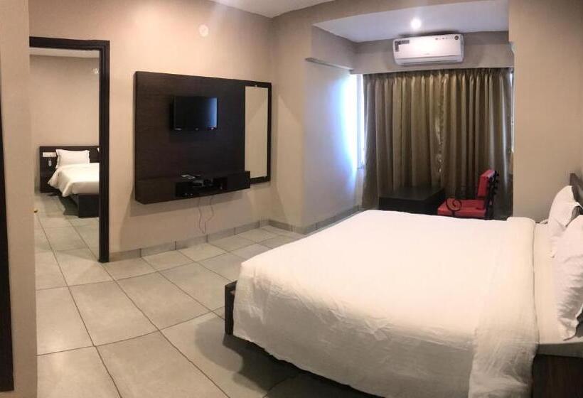 Chambre Familiale Deluxe, Rivasa Resort Beach Walk