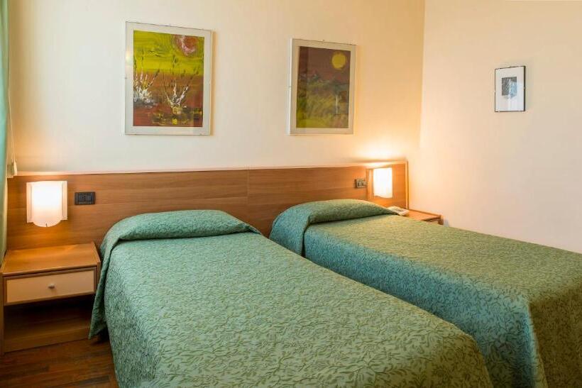 스탠다드 룸, Torresi