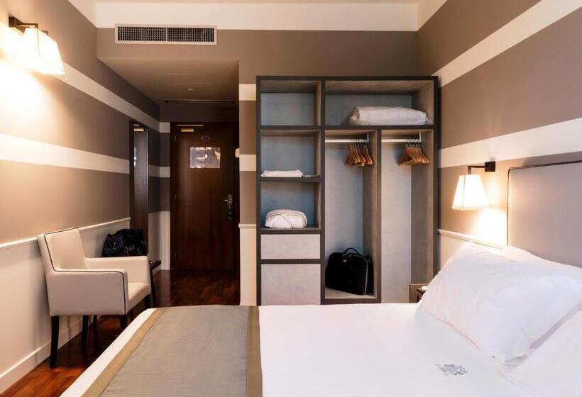 Номер Deluxe, Torresi