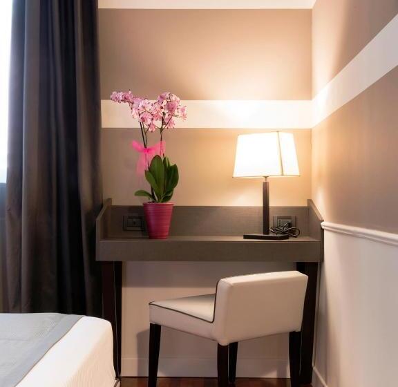 디럭스 룸, Torresi