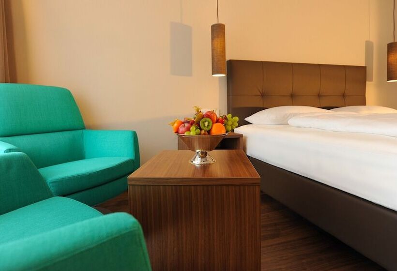 חדר קומפורט, Vier Jahreszeiten