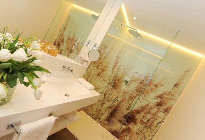 חדר קומפורט, Vier Jahreszeiten